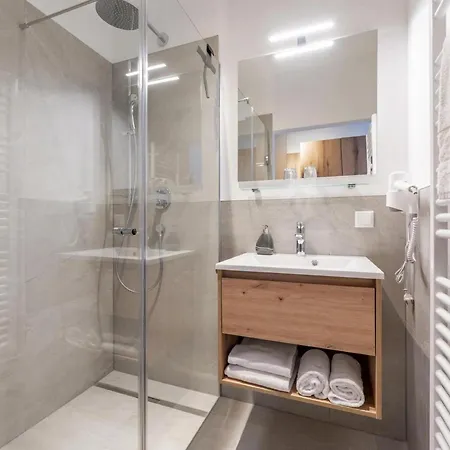 Almchalet Alpenglueck 別荘