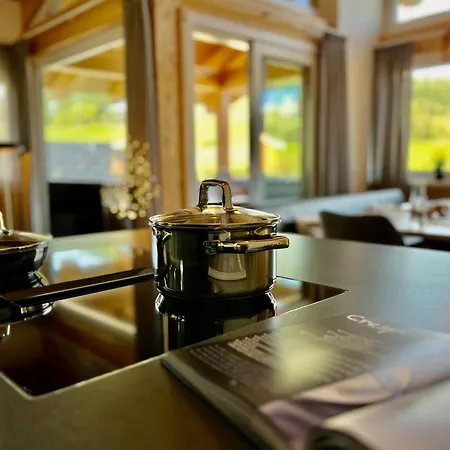 Almchalet Alpenglueck 別荘 ザンクト・ランブレヒット