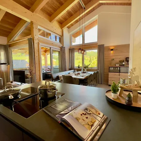 Almchalet Alpenglueck 別荘