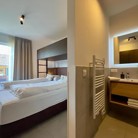 Almchalet Alpenglueck *